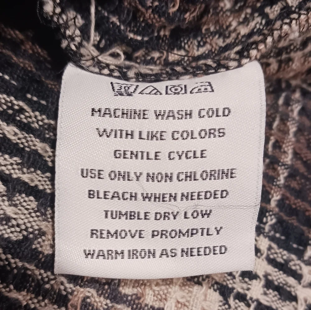 Vintage Ms. Lee Woven Plaid Shacket - Picture 7 of 7